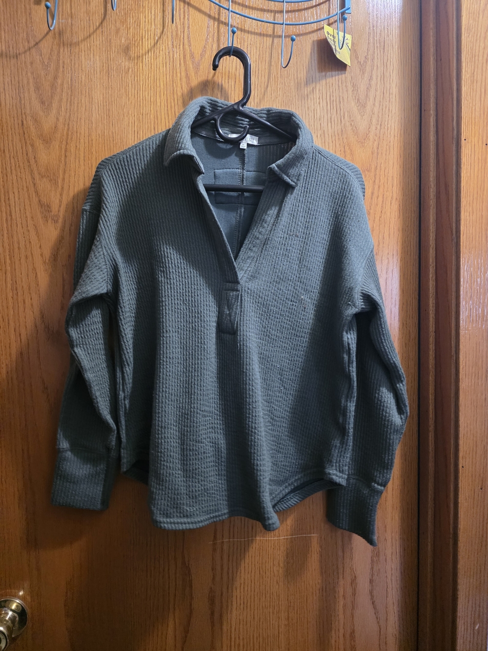 Sonoma Olive Green Waffle Knit V-Neck Pullover